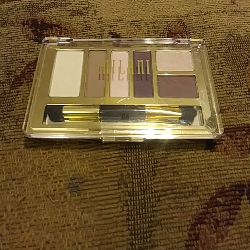 Milani Eyeshadow Palette